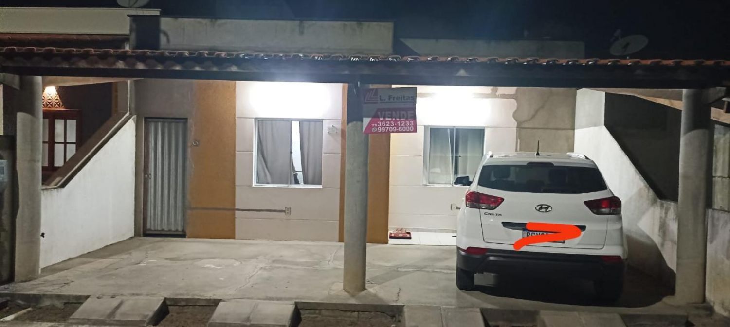 Casa em Condomínio no bairro Papagaio