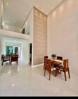 Casa em Condomínio no bairro Jardim Acácia