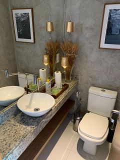 Casa em Condomínio no bairro Sim