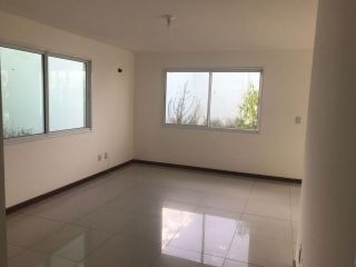 Casa em Condomínio no bairro Tomba