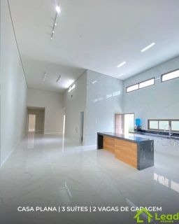 Casa com 03 Suítes á Venda no Aquiraz Cond. Villas Jardins - Ceará