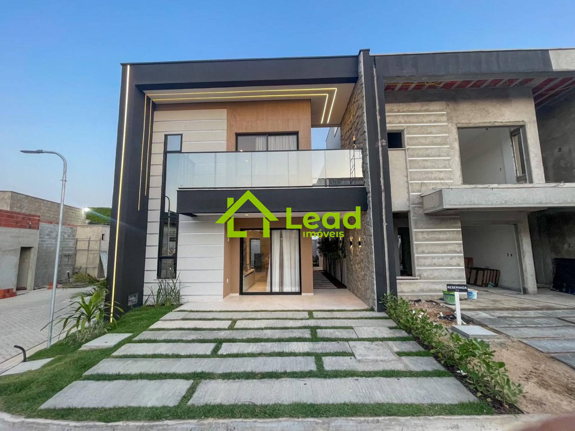 Casa no Eusébio com 03 Suítes á Venda no The Park Residence - Ceará