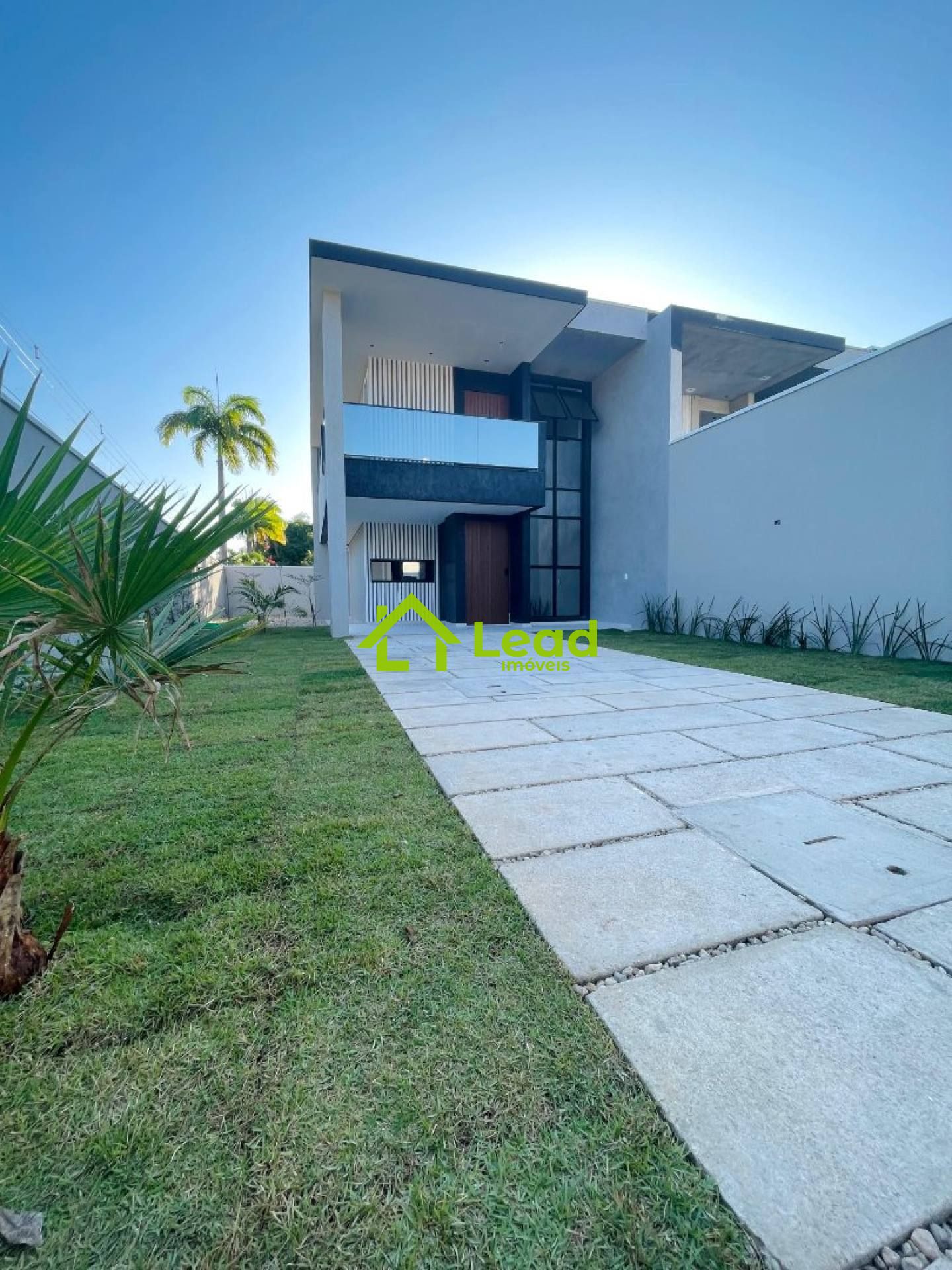 Casa Duplex no Eusébio com 04 Suítes á Venda Van Gogh Oliveiras - Ceará