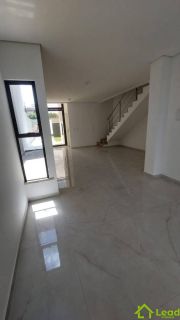 Casa Duplex com 04 Suítes á Venda em Fortaleza no Brisa do Leste II  - Ceará