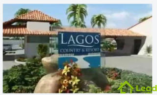 Lote de 600m² á Venda no Cascavel no Loteamento Lagos Country Resort - Ceará