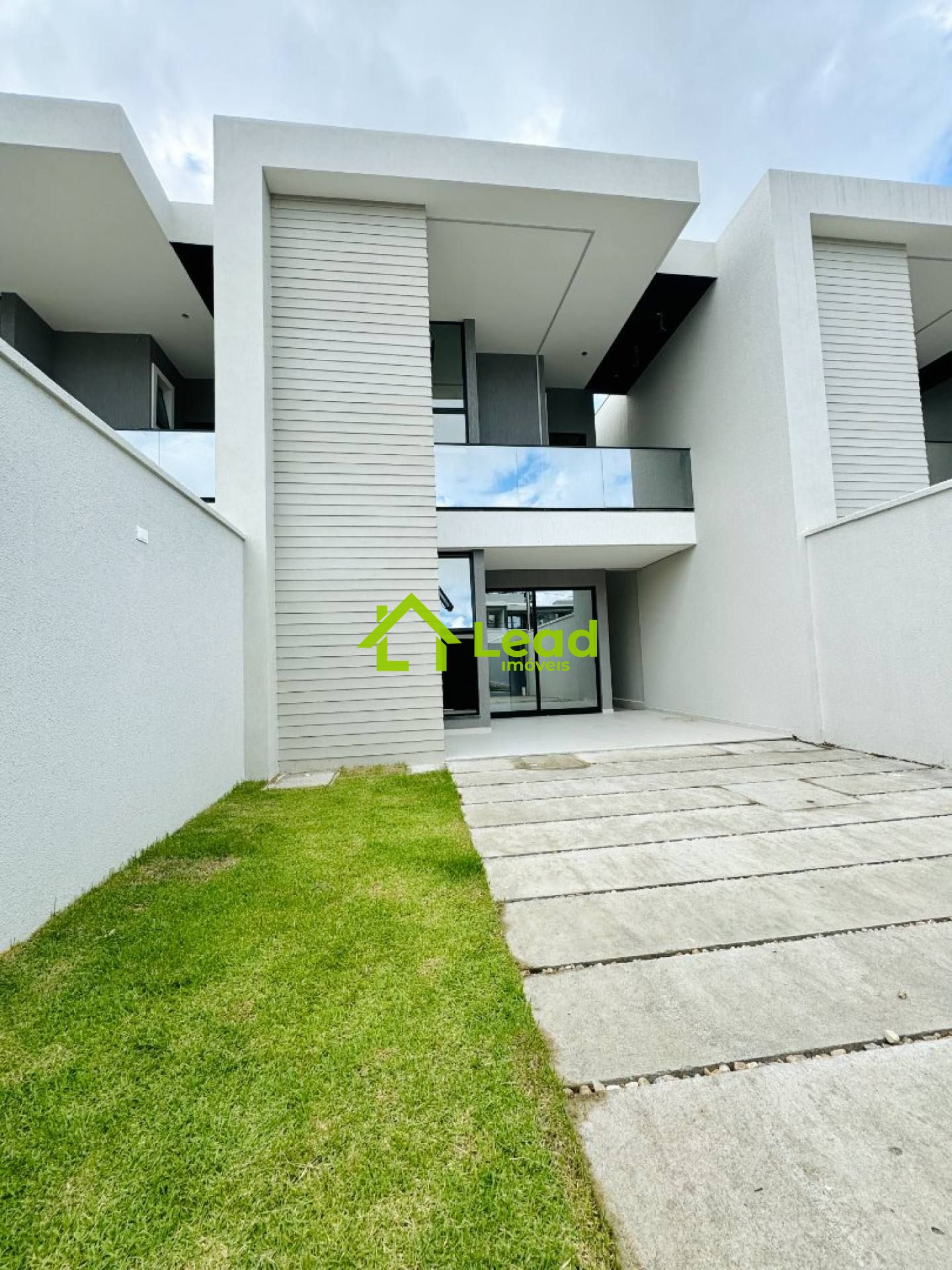 Casa Duplex de Alto Padrão no Eusébio com 04 Quartos á Venda Van Gogh Girassóis- Ceará