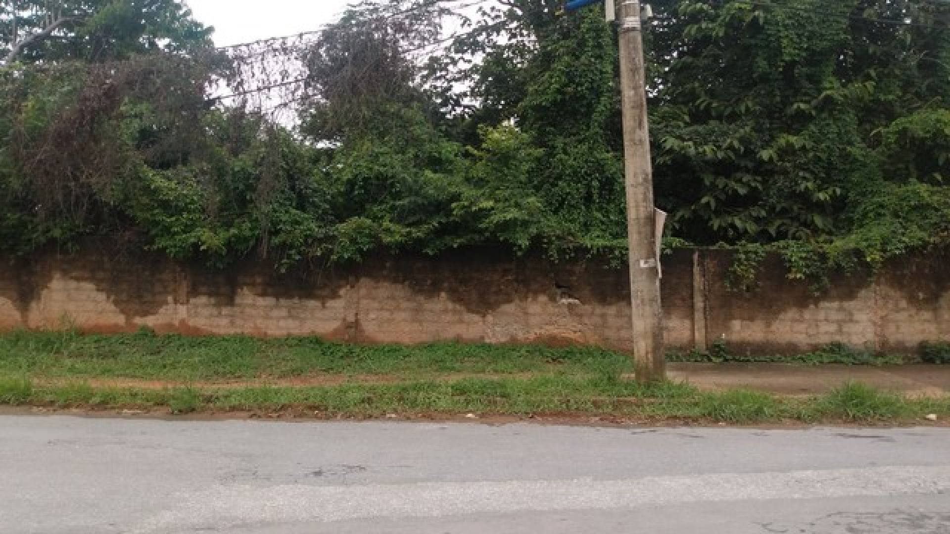 Lote / Terreno Comercial Para Vender no bairro Tropical em Contagem