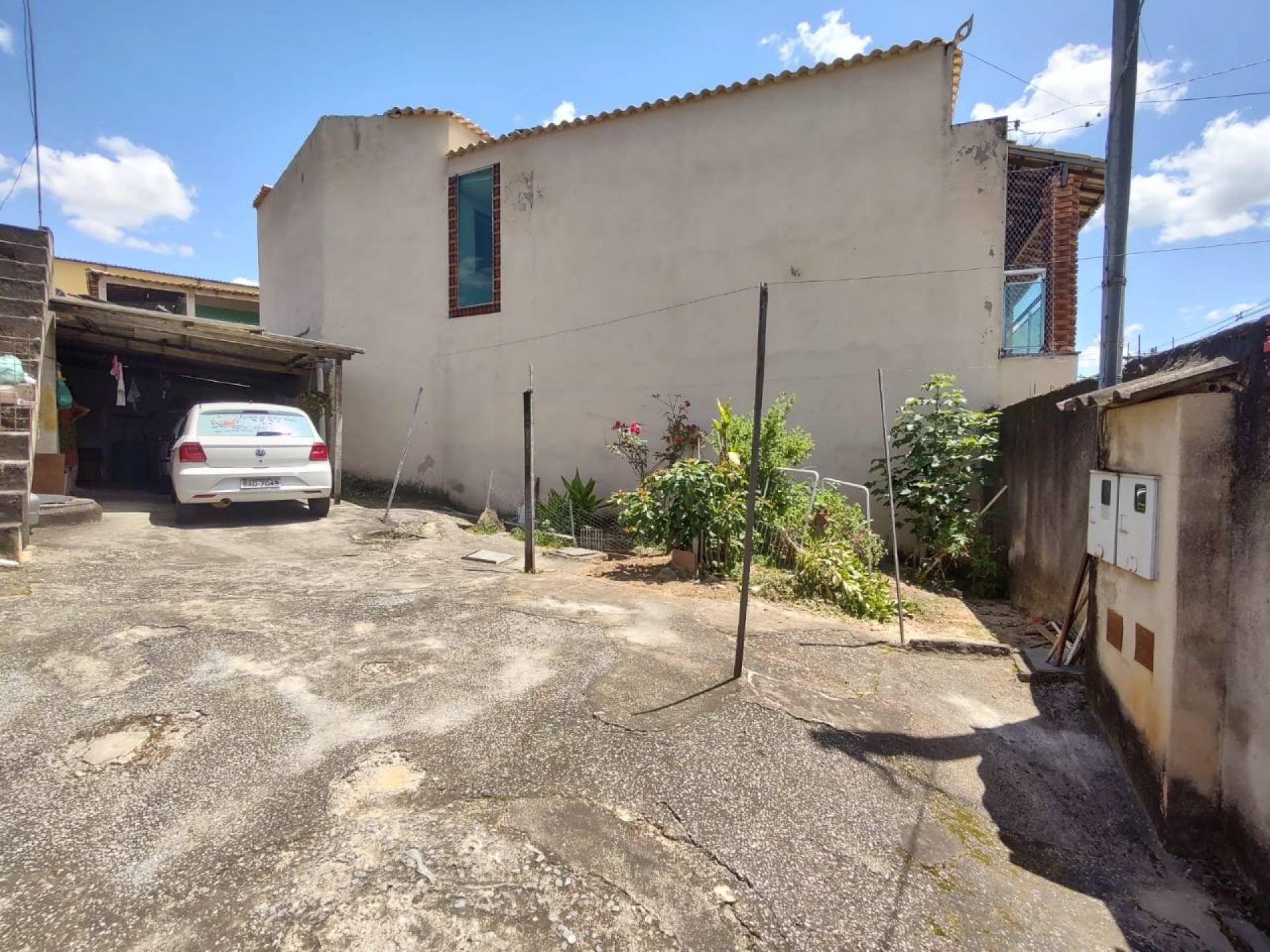 Casa Para Vender com 02 quartos no bairro Santinho em Ribeirão Das Neves