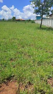 Lote / Terreno de Condomínio Para Vender no bairro Portal Serra Azul em Mateus Leme