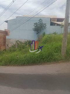 Lote De Esquina/ Terreno de Bairro Para Vender no bairro Renascer em Betim