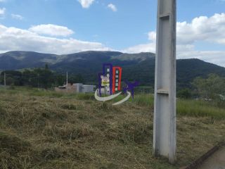 Lote / Terreno de Bairro Para Vender no bairro Bandeirantes em Mateus Leme