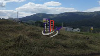 Lote / Terreno de Bairro Para Vender no bairro Bandeirantes em Mateus Leme