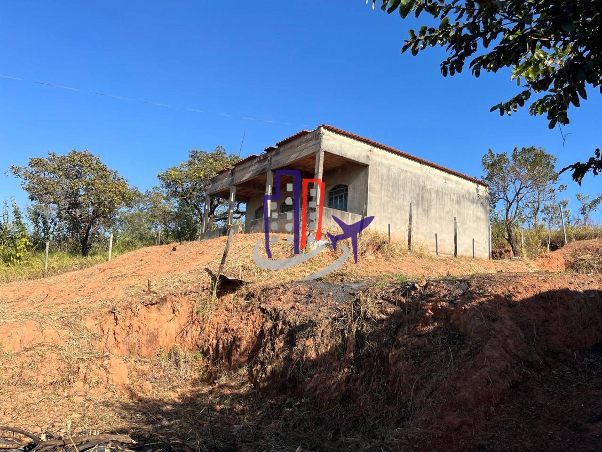 Lote Com casa no bairro Vila Cristina em Betim