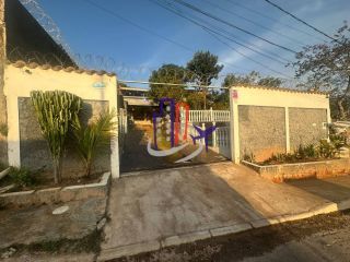 Casa/Sítio Para Vender com 03 quartos no bairro Tupã em Contagem