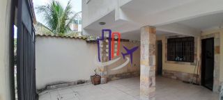 Casa Para Vender com 03 quartos 01 suíte no bairro Cenáculo em Belo Horizonte