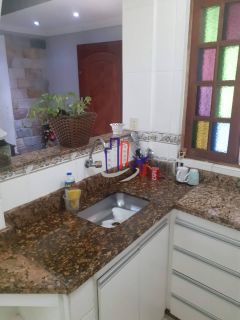 Casa Para Vender com 03 quartos 01 suíte no bairro Cenáculo em Belo Horizonte