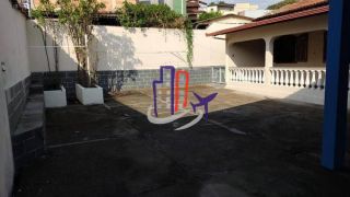 Casa Para Vender com 03 quartos no bairro São Cristóvão  em Betim