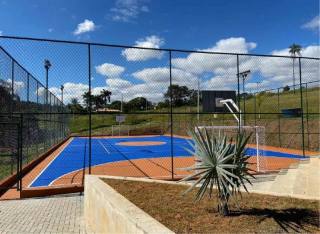 Lote / Terreno de Condomínio Para Vender no bairro Quintas Coloniais em Contagem