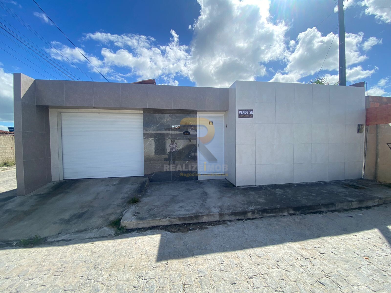 Casa à venda no bairro Andorinha - Caruaru/PE