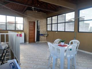 Casa triplex disponível para venda | Bairro do Salgado