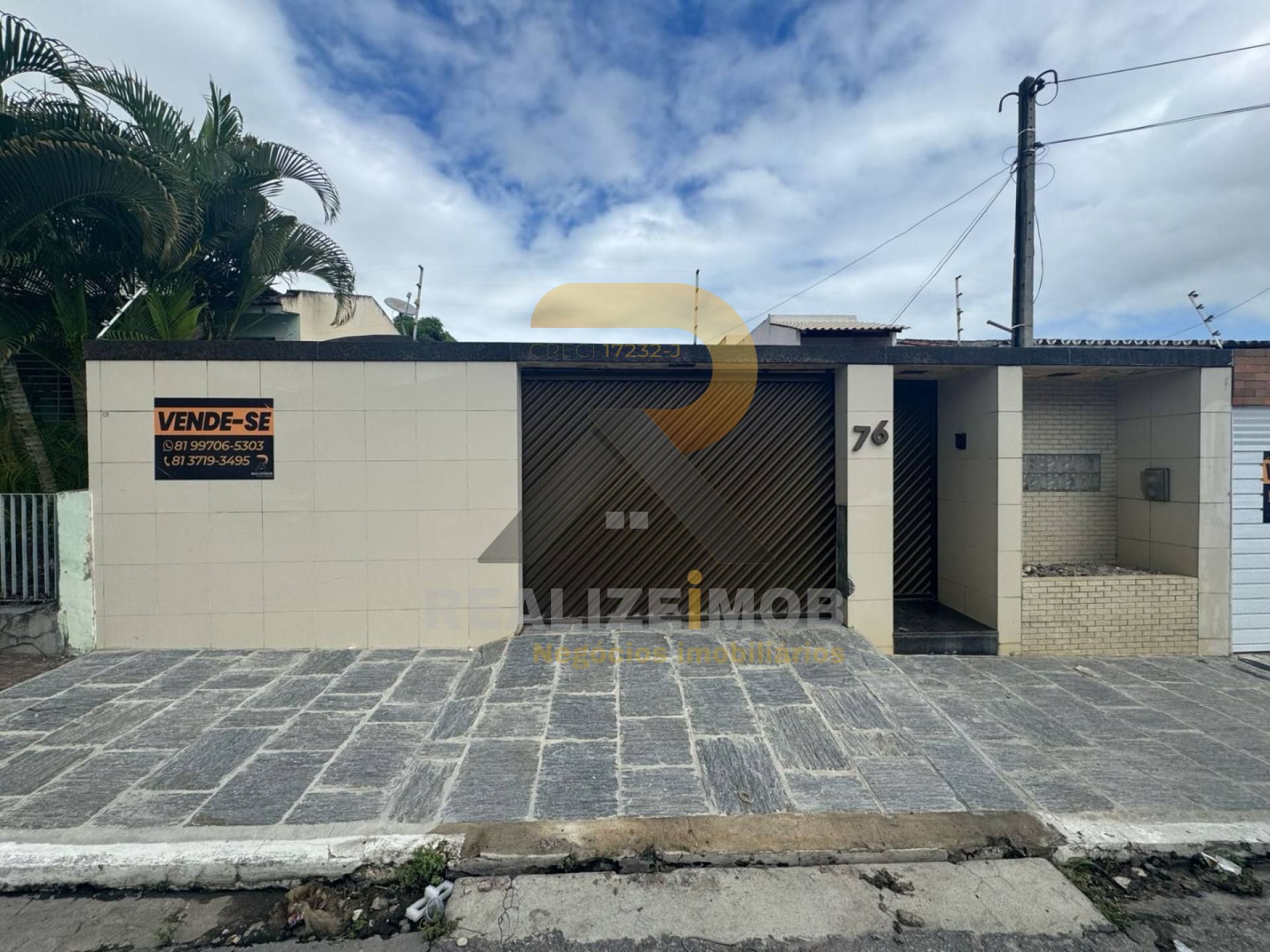 Casa á Venda por trás da Academia Ômega 3 - Caruaru-PE