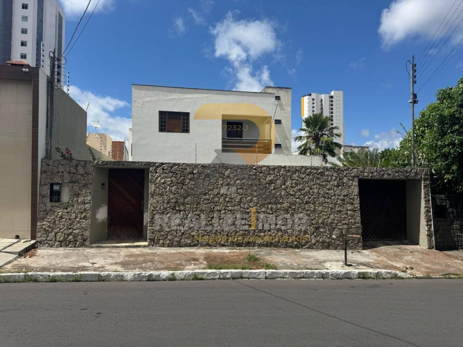 Casa á Venda no Maurício de Nassau - Caruaru-PE