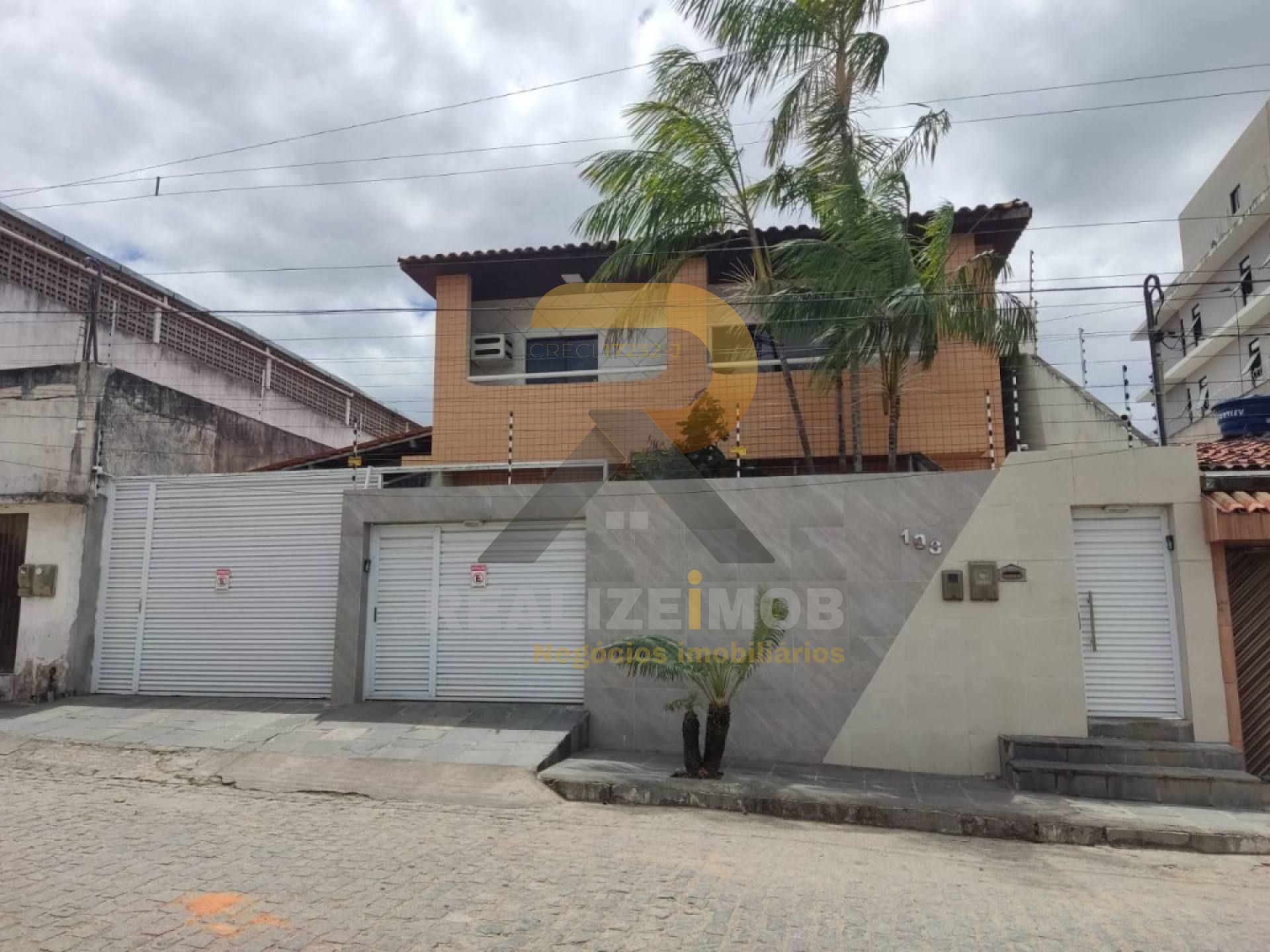 Casa disponível para Aluguel ao lado do Supermercado Mix Mateus do Kennedy - Caruaru-PE