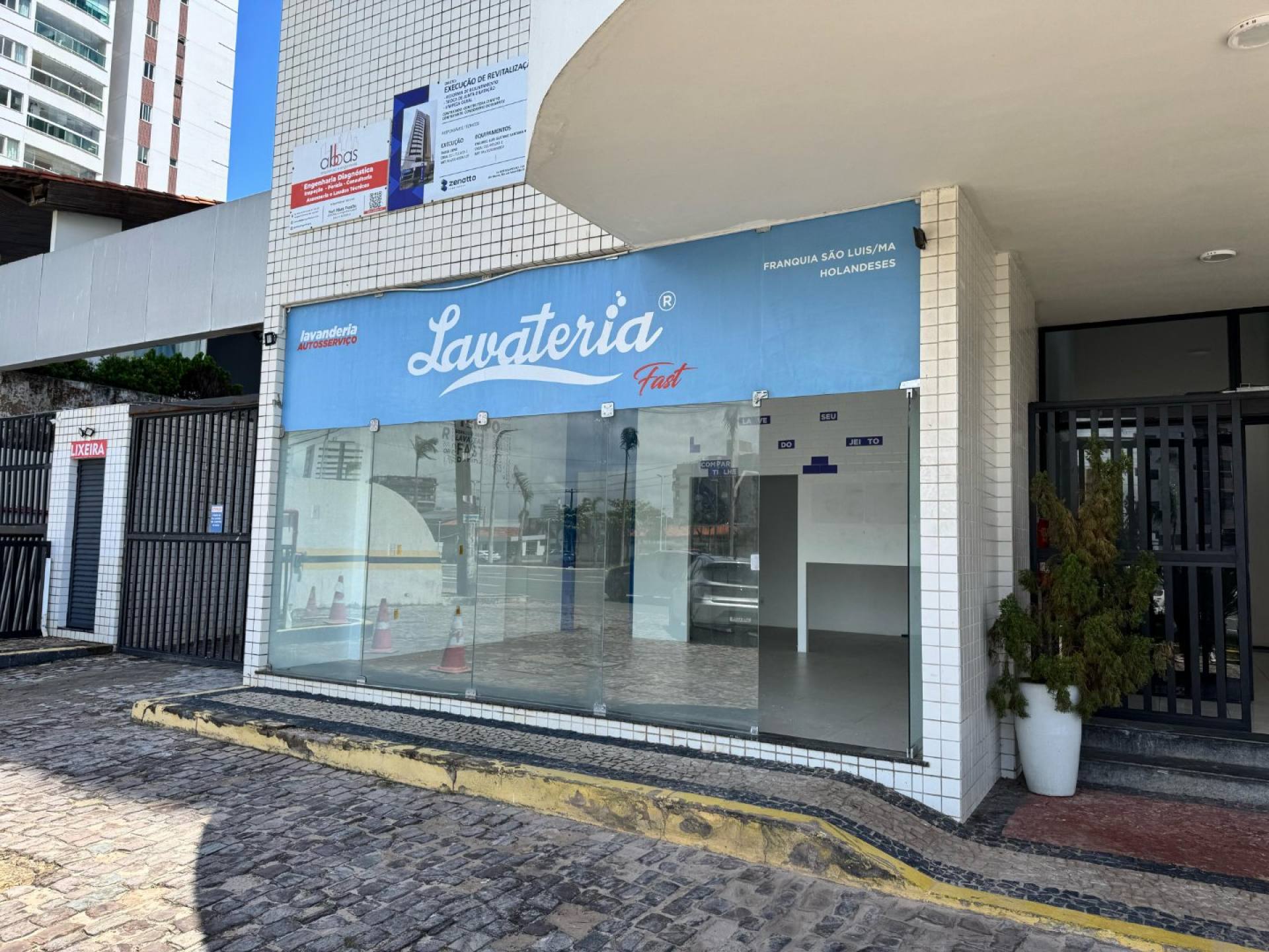 (MR)LOCAÇÃO - LOJA PONTA D´AREIA