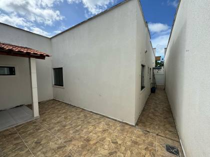 (MR) VENDA - CASA NO ARAÇAGY COM 3 SUÍTES