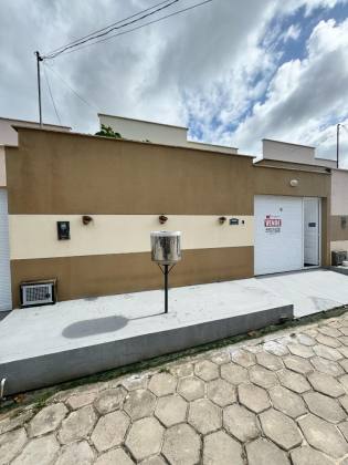 (MR) VENDA - CASA NO ARAÇAGY COM 3 SUÍTES