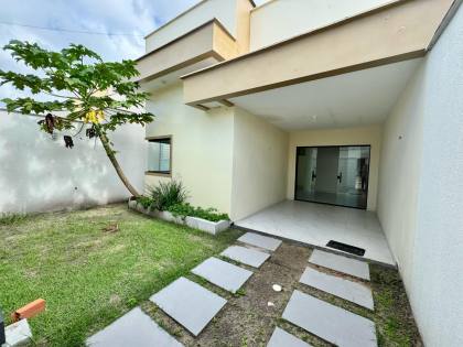 (MR) VENDA - CASA NO ARAÇAGY COM 3 SUÍTES