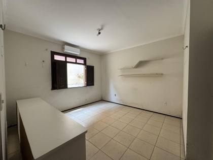 VENDA - CASA DUPLEX no COHAJAP, 5 quartos, 4 suítes