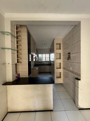 VENDA - CASA DUPLEX no COHAJAP, 5 quartos, 4 suítes