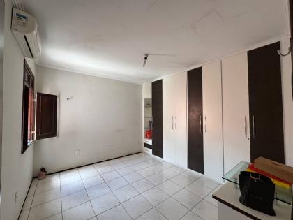 VENDA - CASA DUPLEX no COHAJAP, 5 quartos, 4 suítes