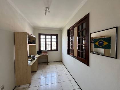 VENDA - CASA DUPLEX no COHAJAP, 5 quartos, 4 suítes