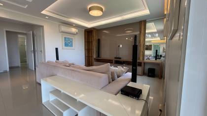 (MR) VENDA - FAROL DA ILHA, AP com 4 SUÍTES, MOBILIADO E PROJETADO!!