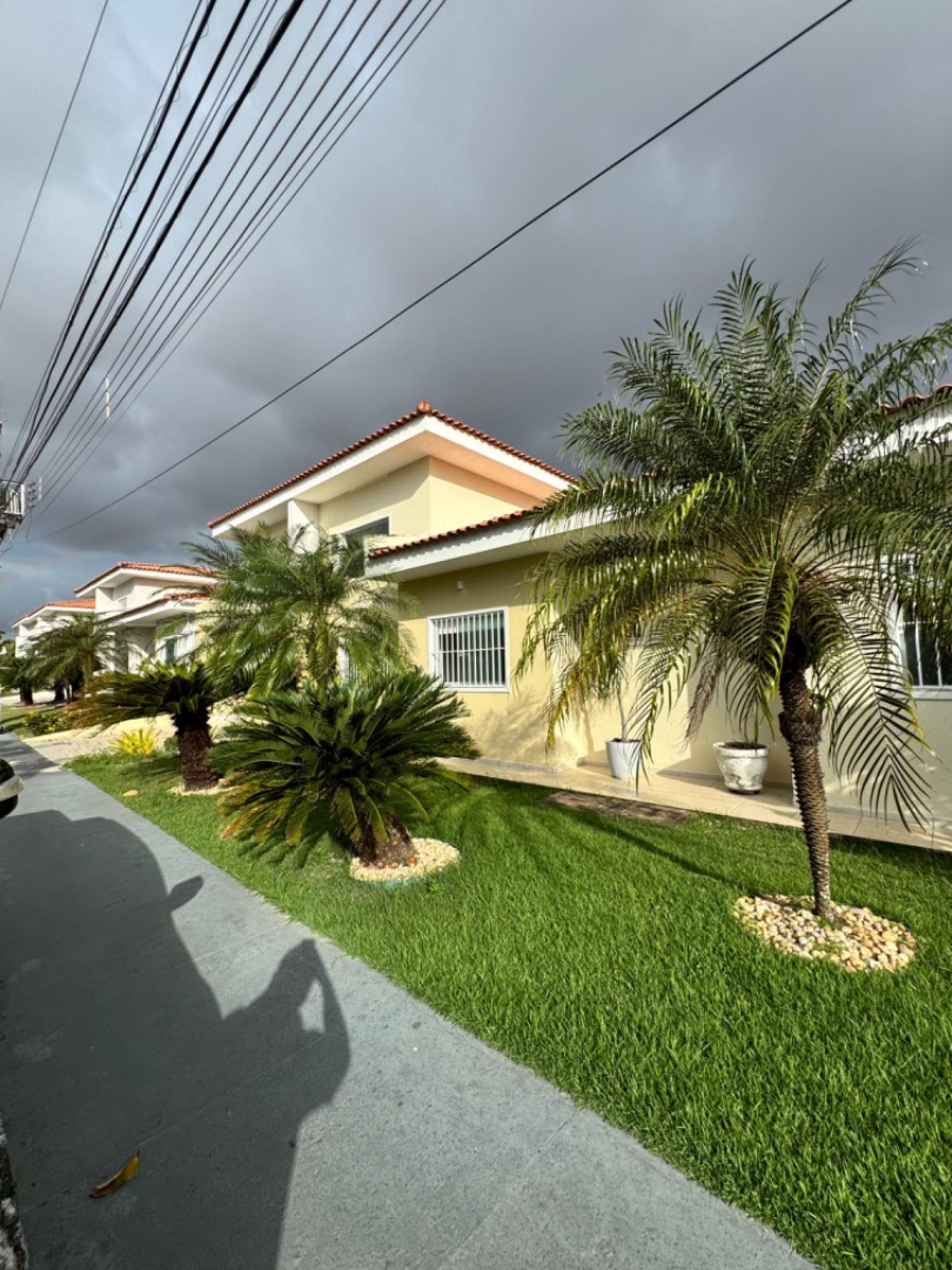 (MR) VENDA - CASA NO CONDOMÍNIO INTERLAGOS