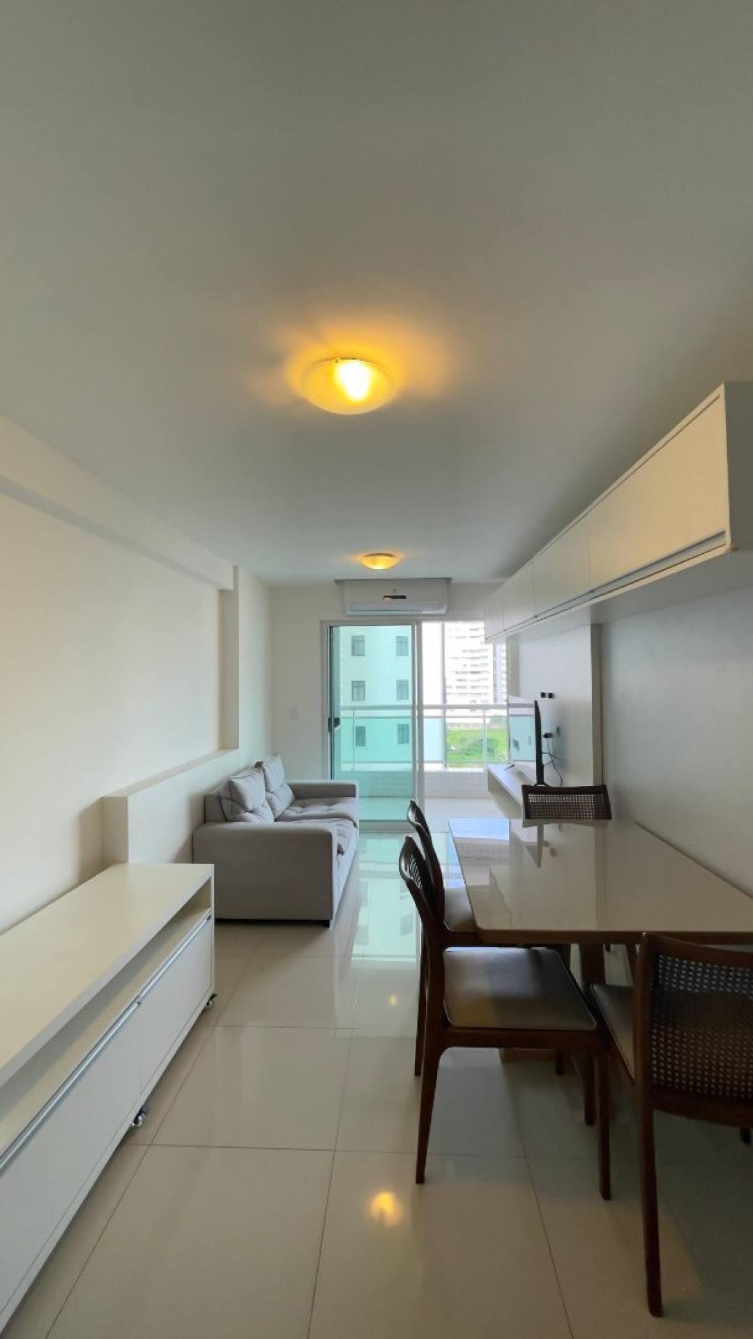 (MR) LOCAÇÃO AP MOBILIADO VISTA MAR - ED. UNIQUE