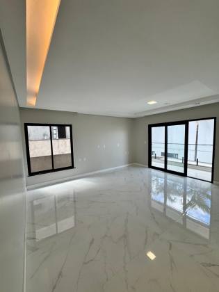 (MR) VENDA CASA DAMHA - ARAÇAGY