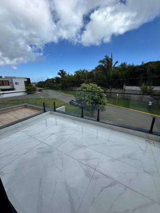 (MR) VENDA CASA DAMHA - ARAÇAGY