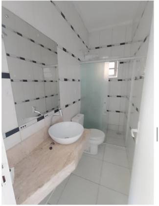 (MR) VENDA CASA - COND.BARCELONA NO CALHAU