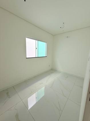 (MR) VENDA CASA - CON. IPÊ RESIDENCE