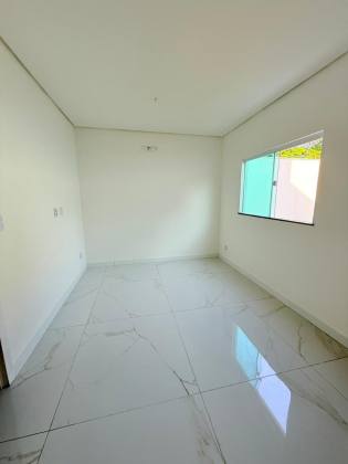 (MR) VENDA CASA - CON. IPÊ RESIDENCE