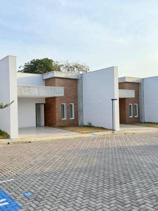 (MR) VENDA CASA - CON. IPÊ RESIDENCE