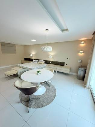 (MR) VENDA CASA - COND. LA VILLE RESIDENCE