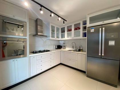 (MR) VENDA CASA MOBILIADA - COND. JARDIM EUROPA