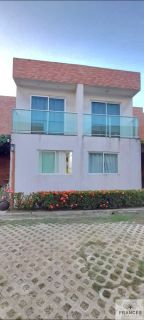 Duplex a venda no Cond Anthea - Barra Nova