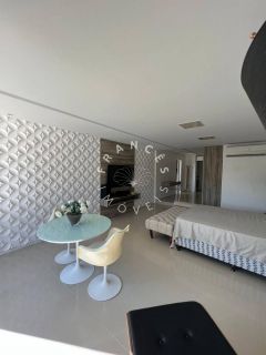 Casa de Luxo no Novo Francês, a Apenas 200 Metros da Praia!