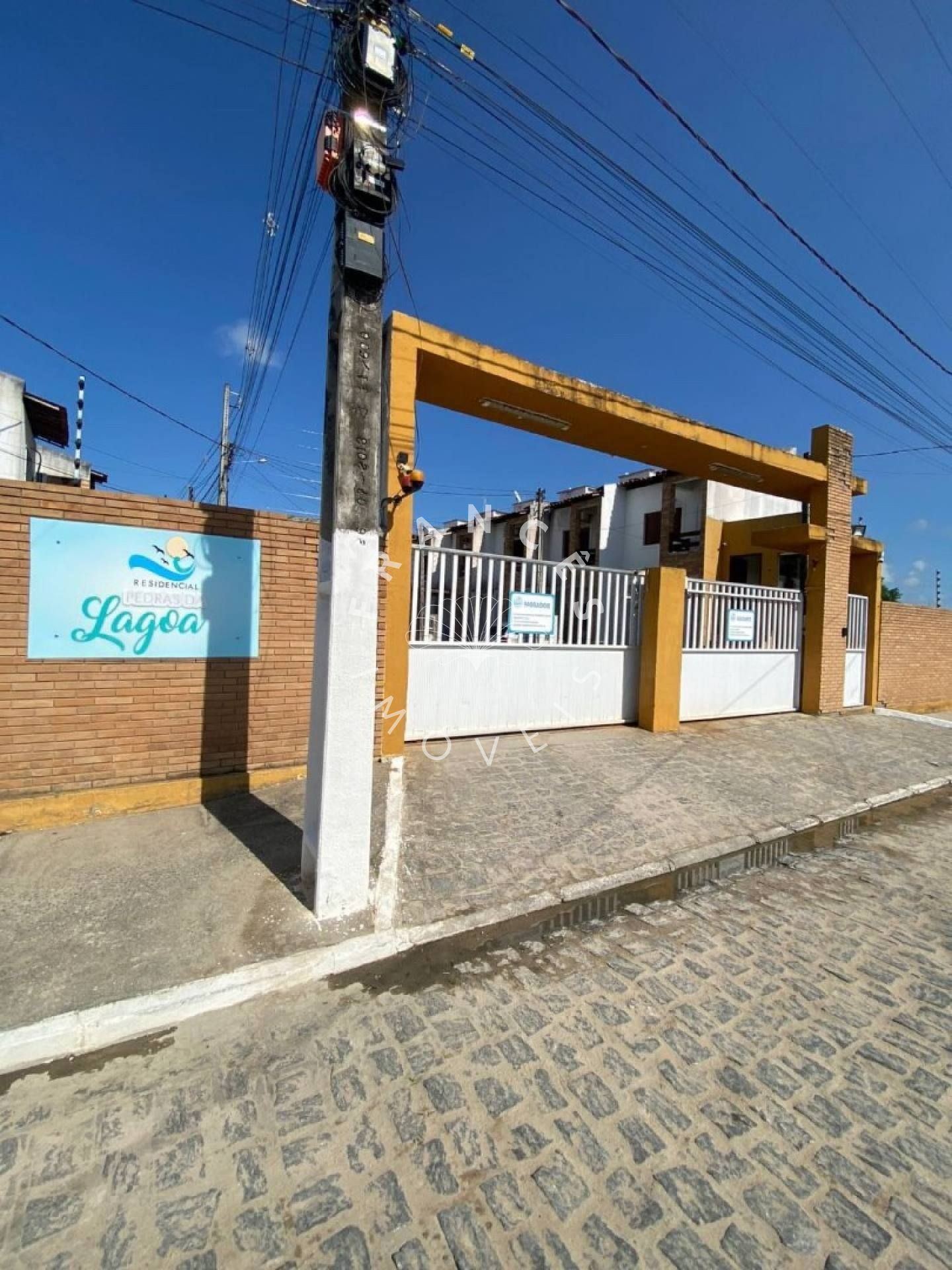 Duplex no Condomínio Pedra da Lagoa