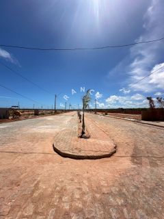 Lote nascente em condominio fechado a 2km da praia do francês